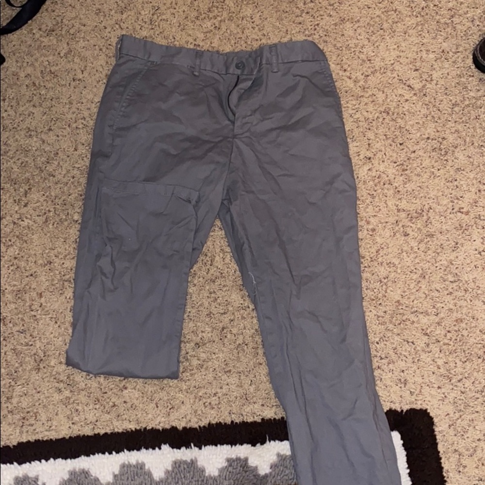 Dark grey straight old navy khaki pants 33x32